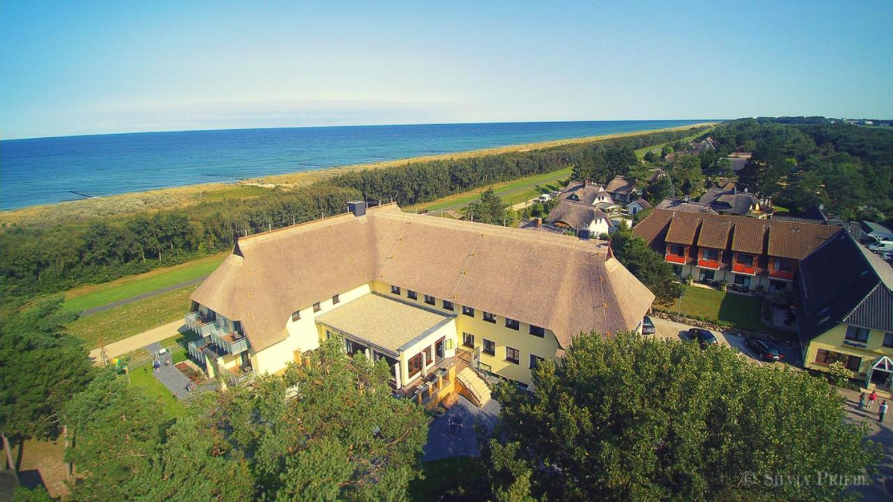 Ostseehotel Wustrow Wustrow  Exterior photo